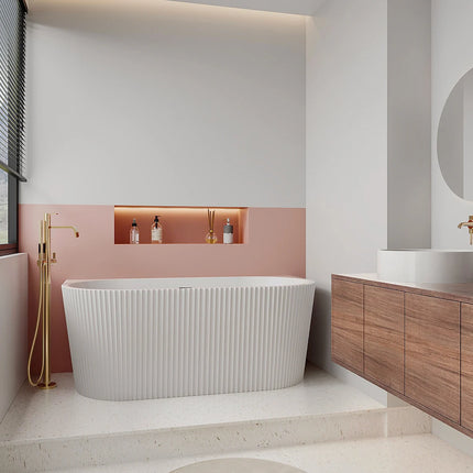 Baignoire semi îlot texturée avec bonde pop-up - Blanc brillant - 149 cm - ZELINA