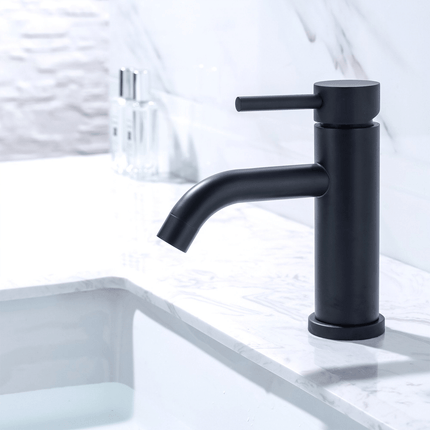 Mitigeur de lavabo noir avec technologie CleanPlus - Nova